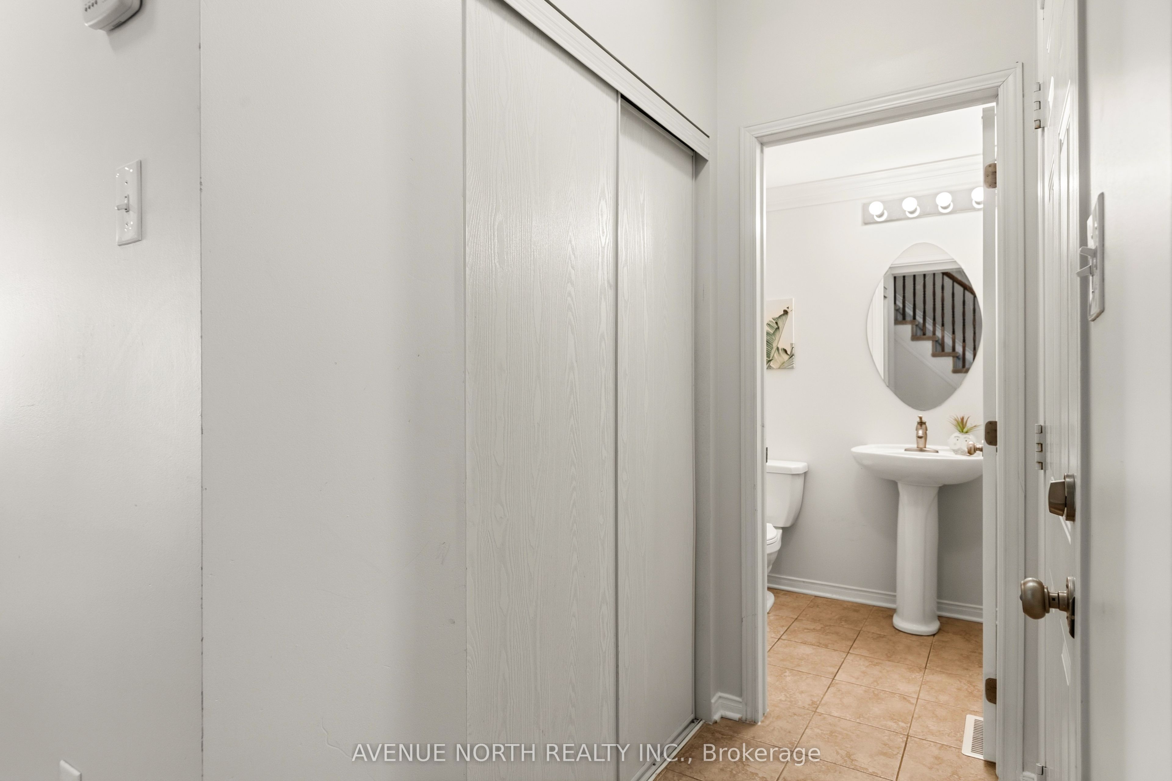 Additional image 4 of 402 Ashbourne Crescent, Ottawa, ON, K2J 0H7