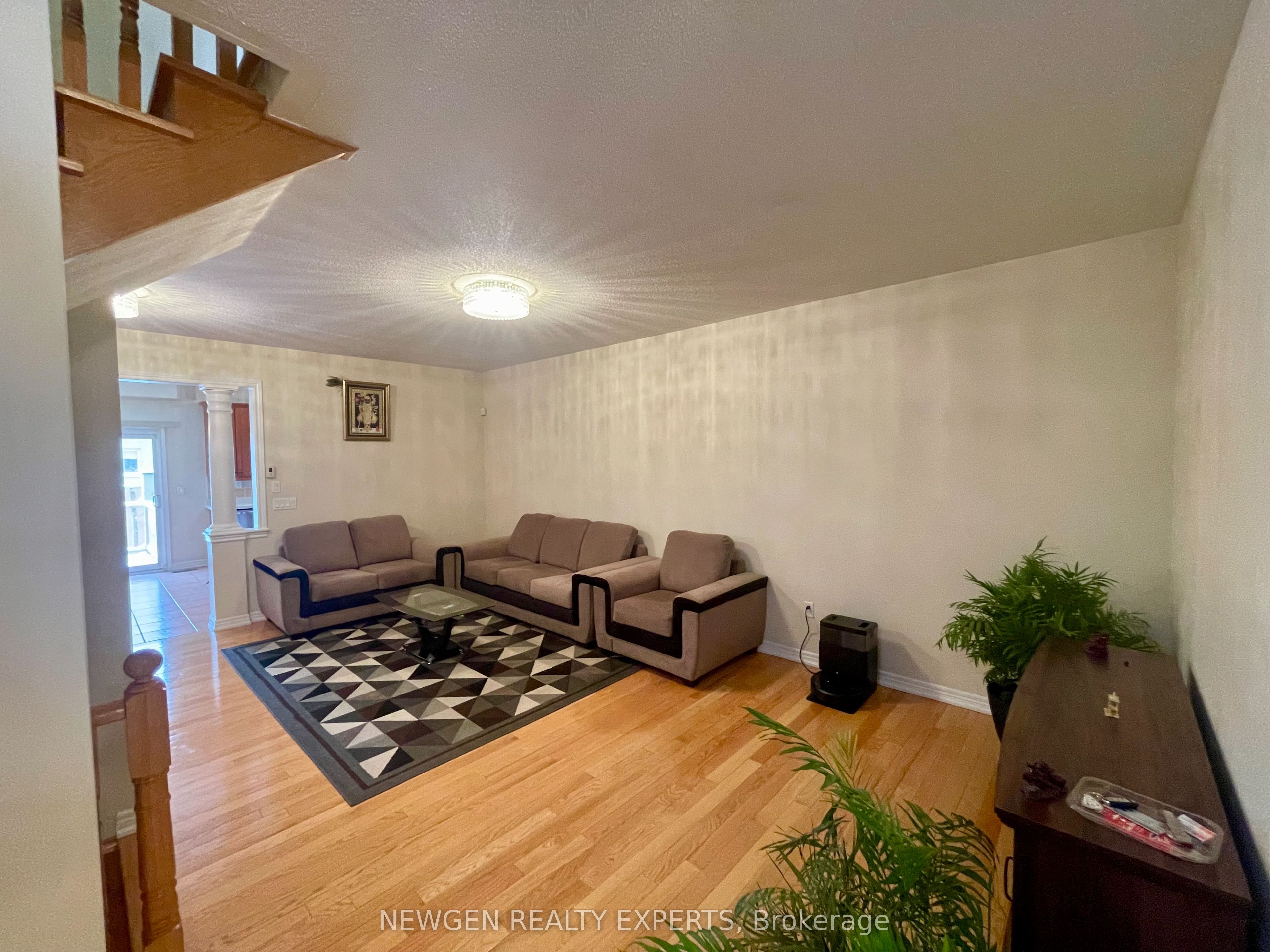 Additional image 5 of #Upper-42 Crystalview Crescent, Brampton, ON, L6P 2R7