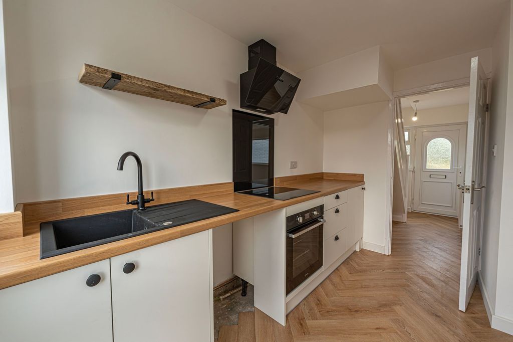 Additional image 2 of 3 bed semi-detached house for saleShelley Close, Caldicot NP26
