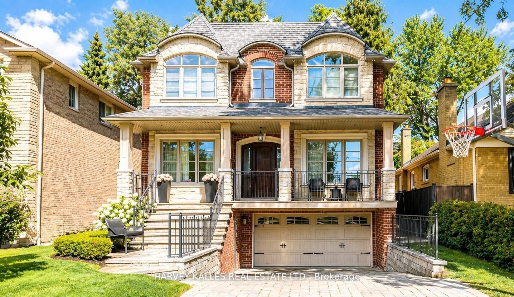190 Carmichael Avenue, Toronto, ON, M5M 2X3