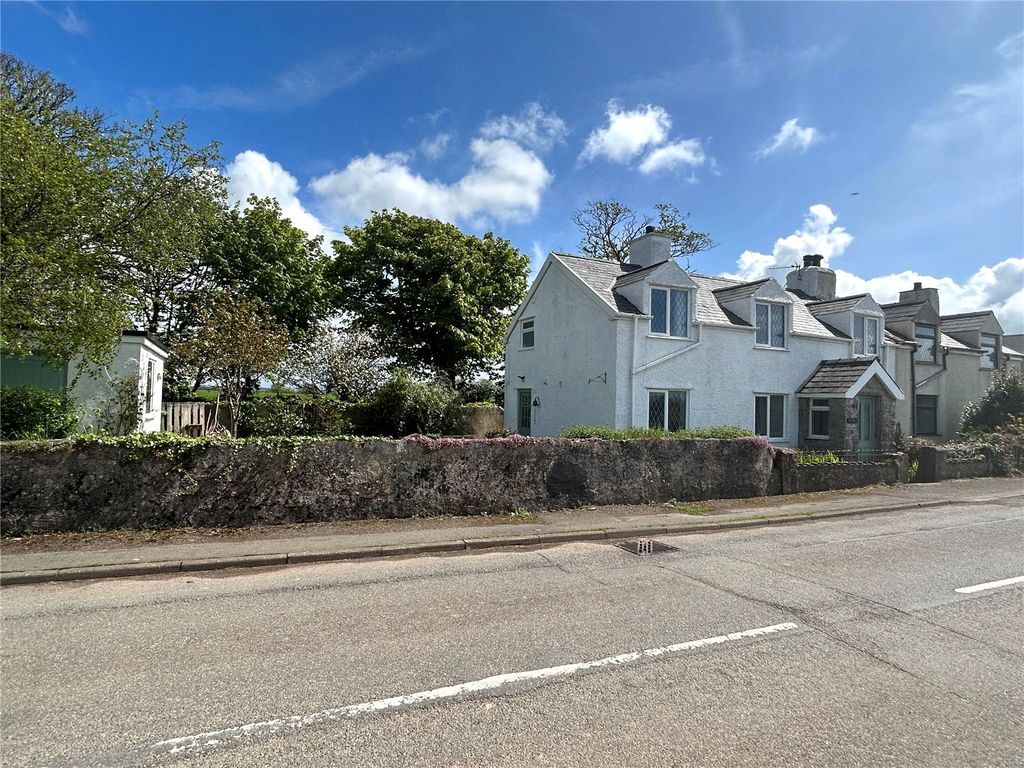 3 bed semi-detached house for saleCapel Coch, Llangefni, Isle Of Anglesey LL77