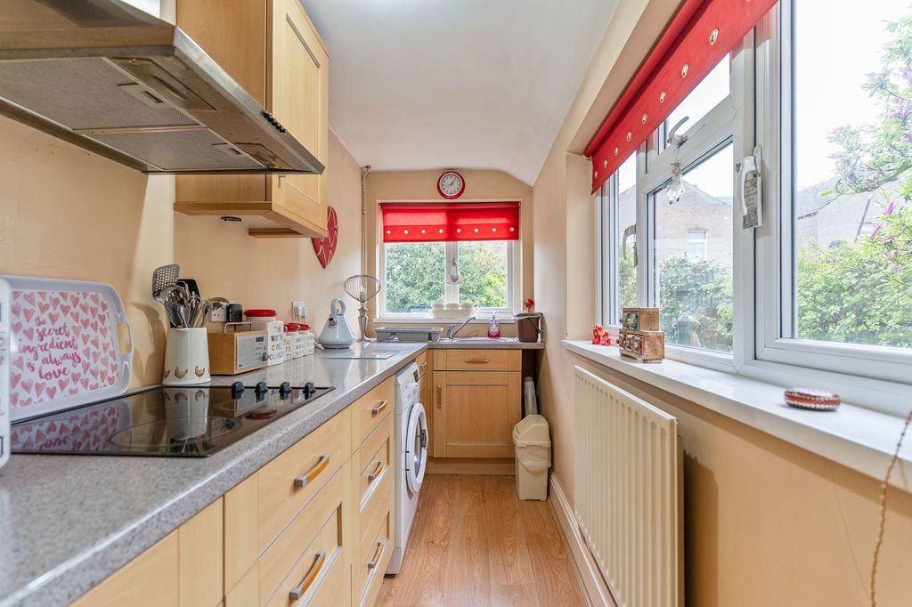 Additional image 4 of 3 bed terraced house for saleRothesay Road, Newport NP19