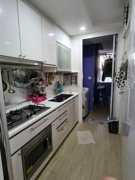 Additional image 3 of 48 Woodlands Drive 16