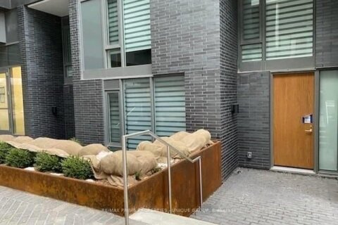Additional image 7 of Th 109-106 Varna Drive, Toronto, ON, M6H 0C8