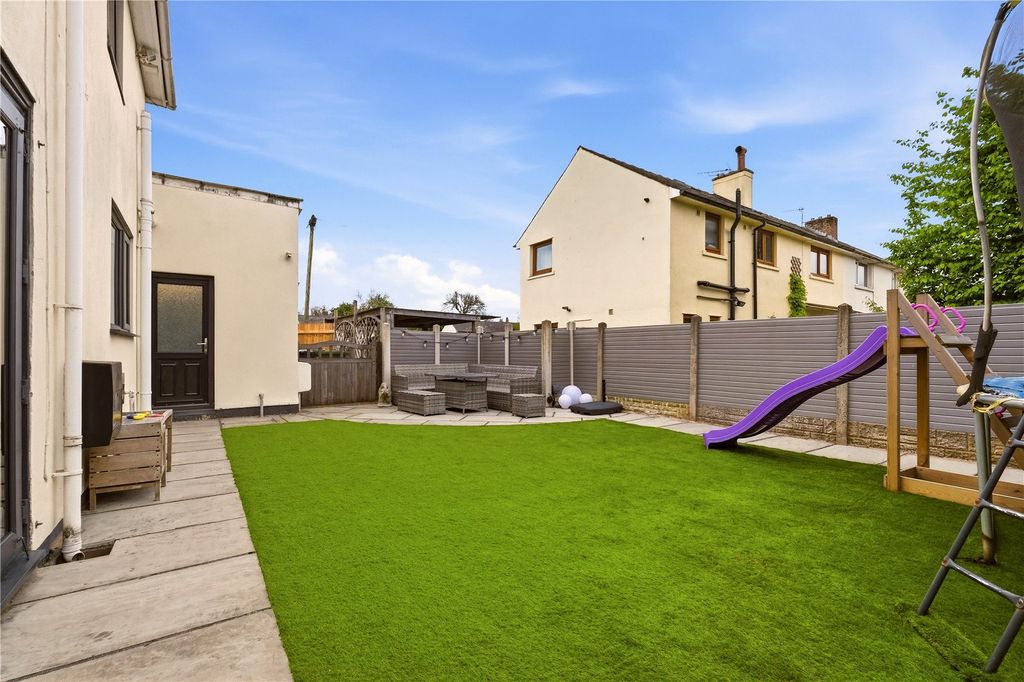 Additional image 23 of 5 bed semi-detached house for saleWestfield Road, Barnoldswick, Lancashire BB18