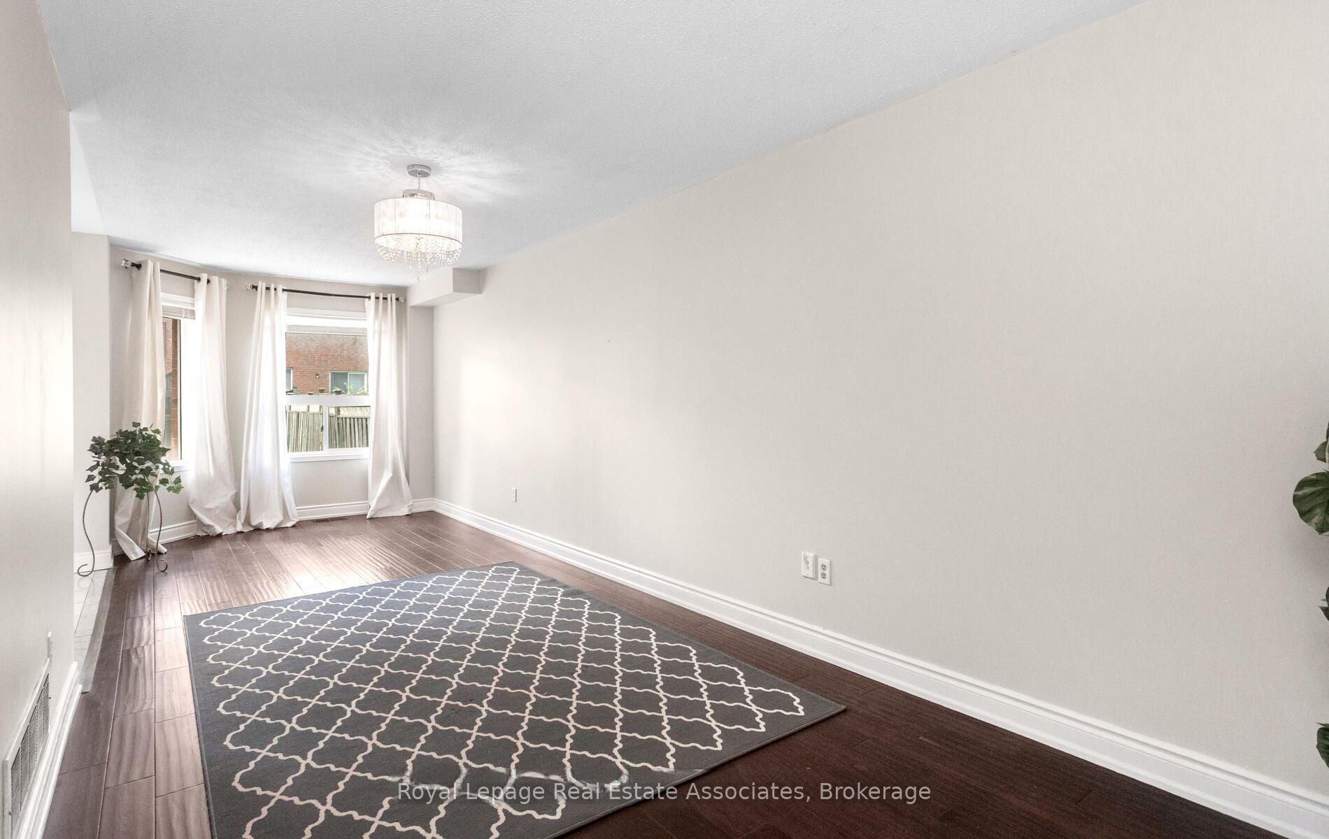 Additional image 4 of Upper-116 Lake Louise Drive, Brampton, ON, L6X 4Z8