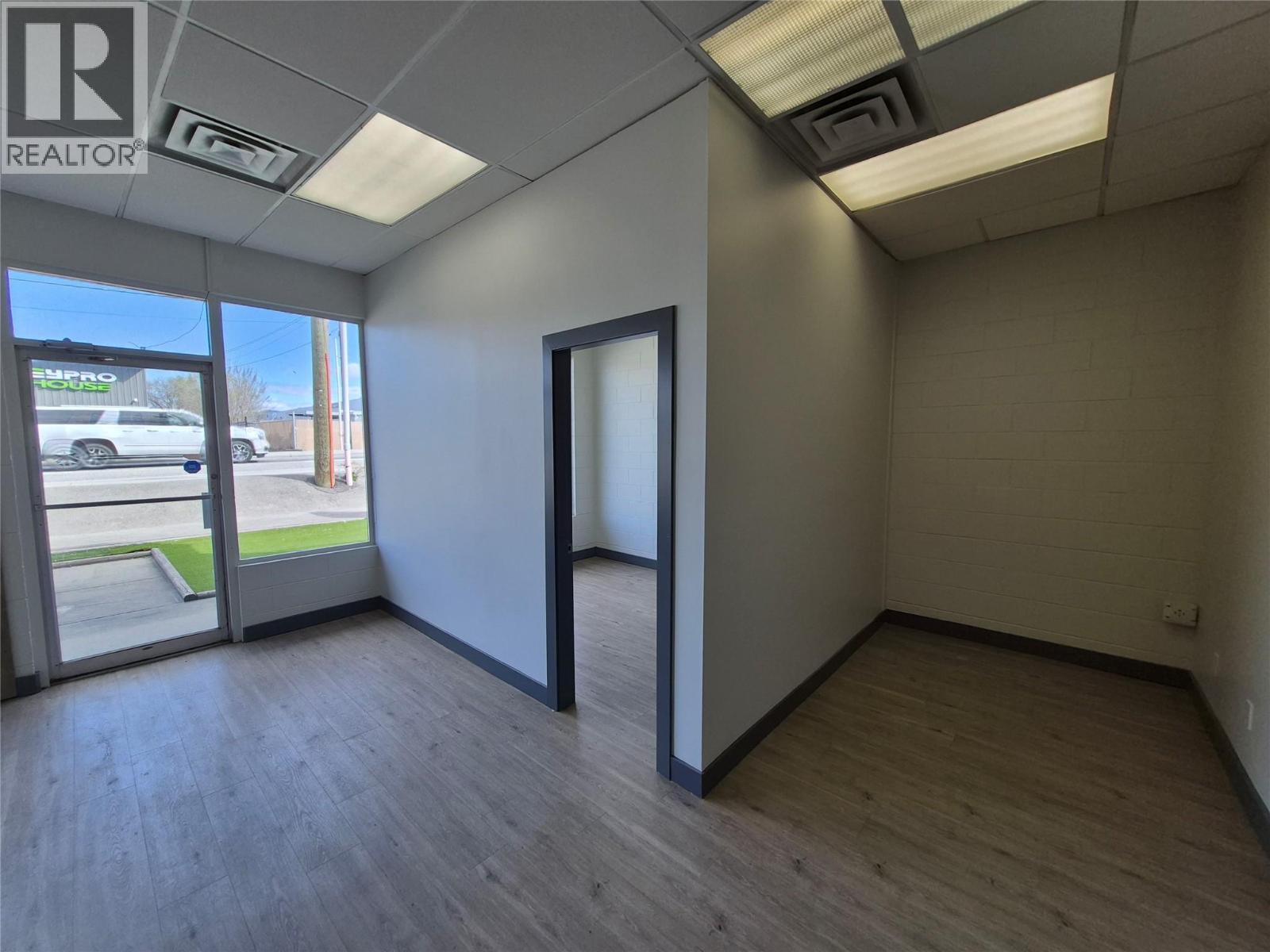 Additional image 3 of A-165 Old Vernon Road, Kelowna, BC, V1X4R3