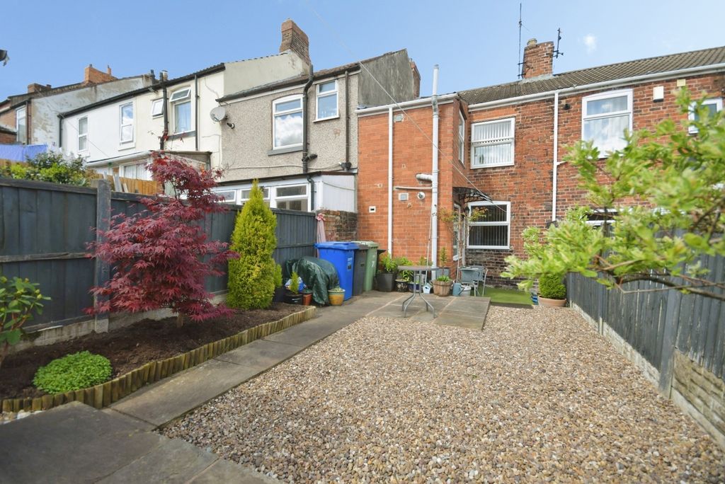 Additional image 16 of 2 bed terraced house for saleSanforth Street, Chesterfield, Derbyshire S41