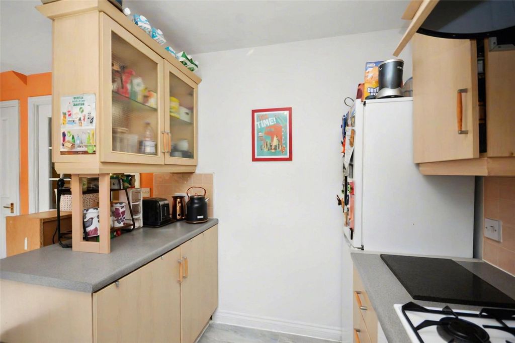 Additional image 11 of 3 bed end terrace house for saleTavistock Close, Leeds, West Yorkshire LS12