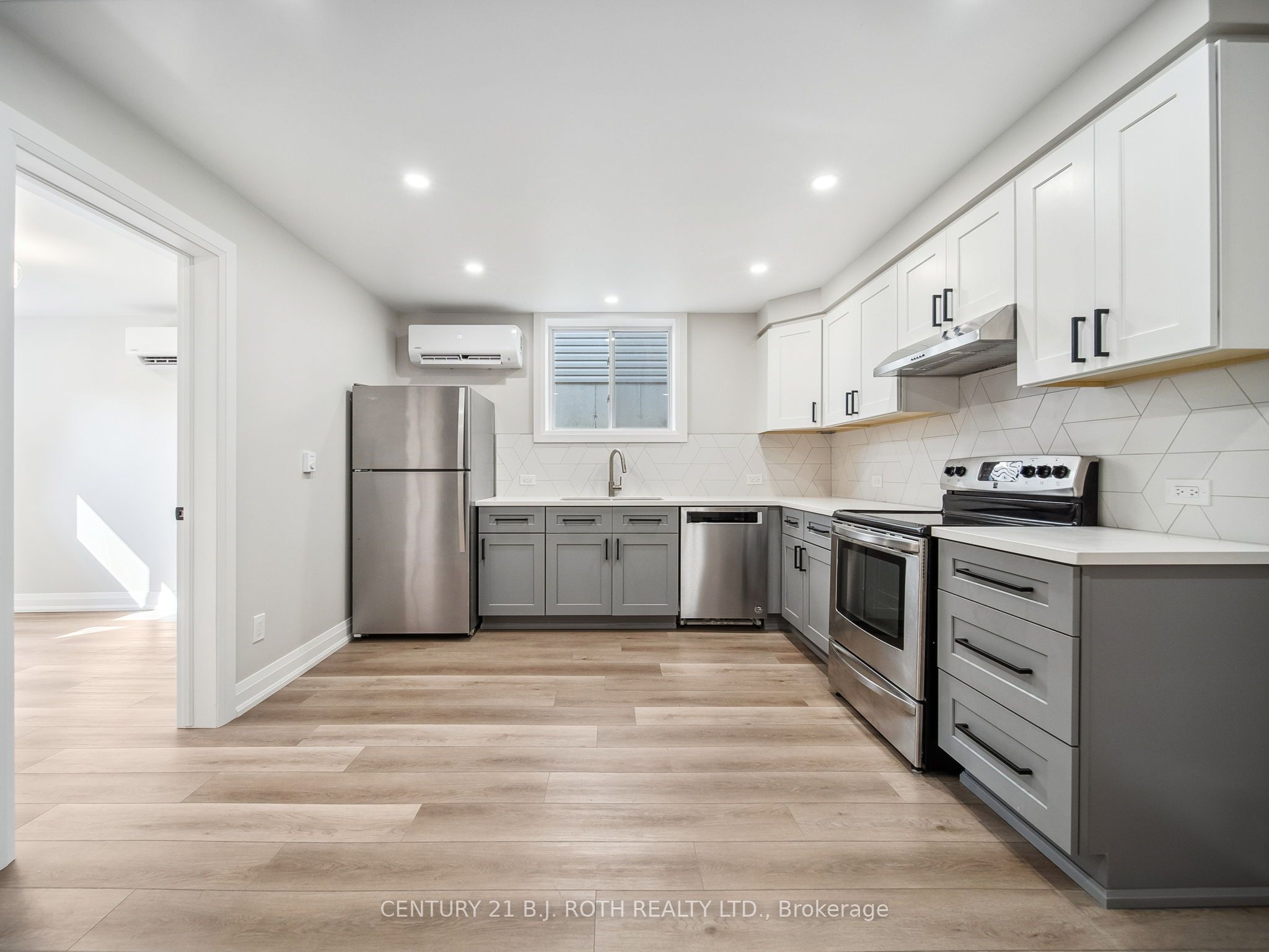 LOWER-14 Christine Place, Orillia, ON, L3V 7P1