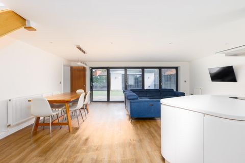 Birchwood Road, St Annes BS4