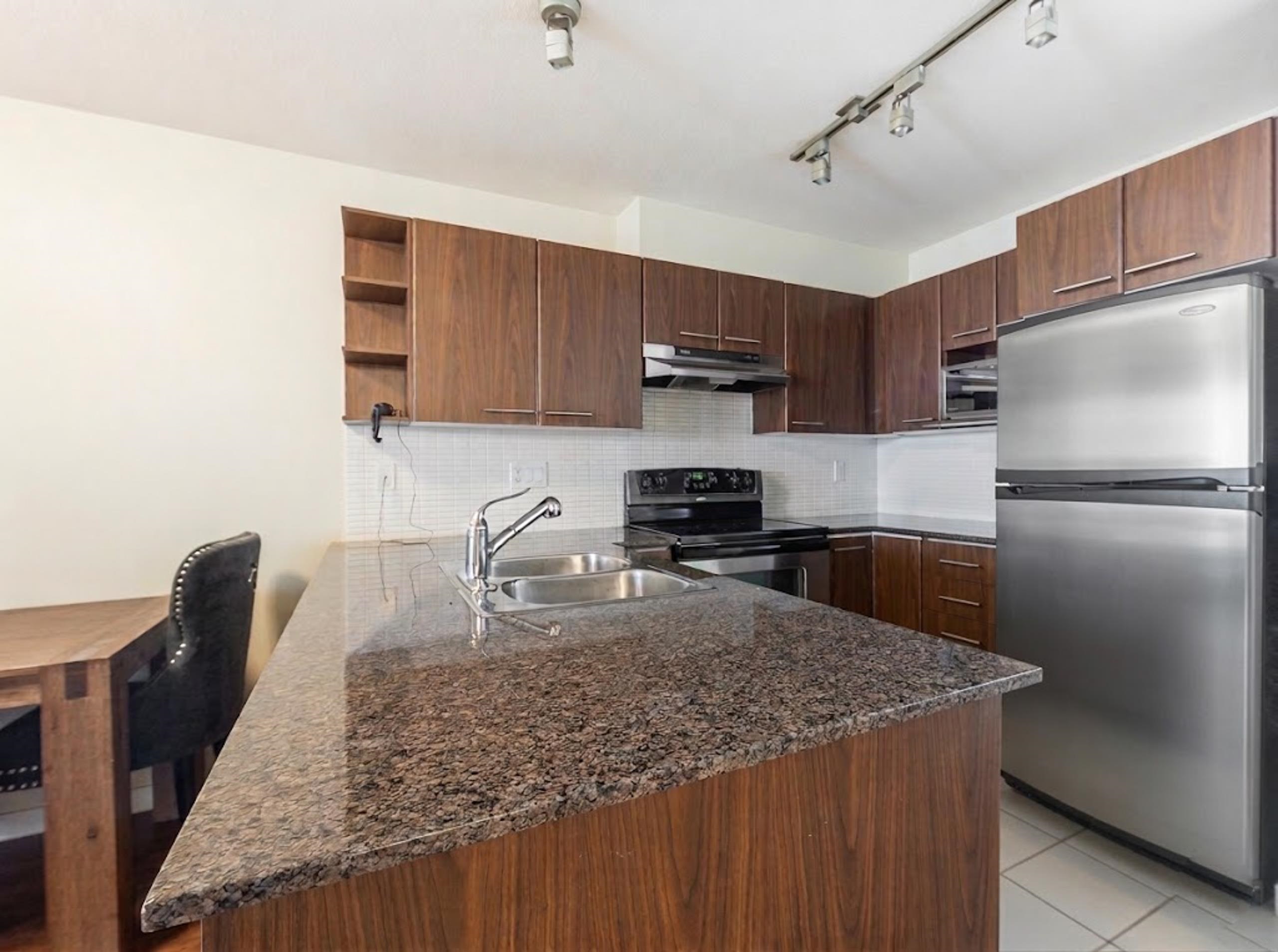 Additional image 5 of 108-4788 Brentwood Drive, Burnaby, BC, V5C 0C5
