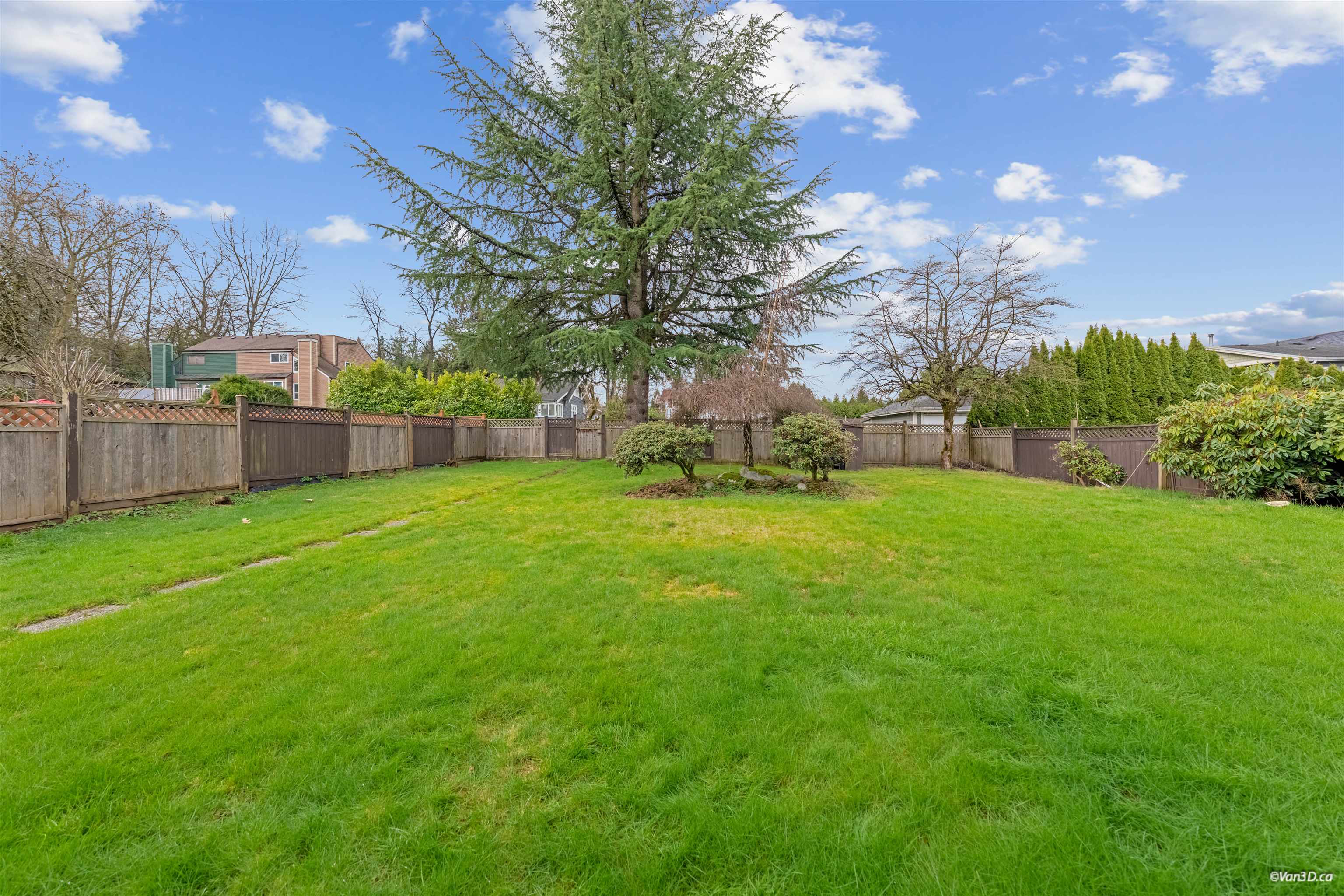 Additional image 5 of 5571 Claude Avenue, Burnaby, BC, V5E 2M7