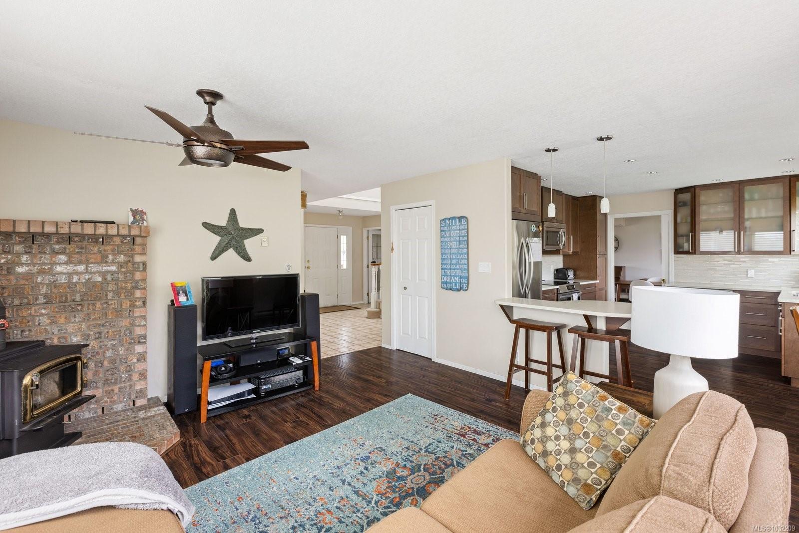 Additional image 6 of 2446 Twin View Drive, Central Saanich, BC, V8Z 7E9
