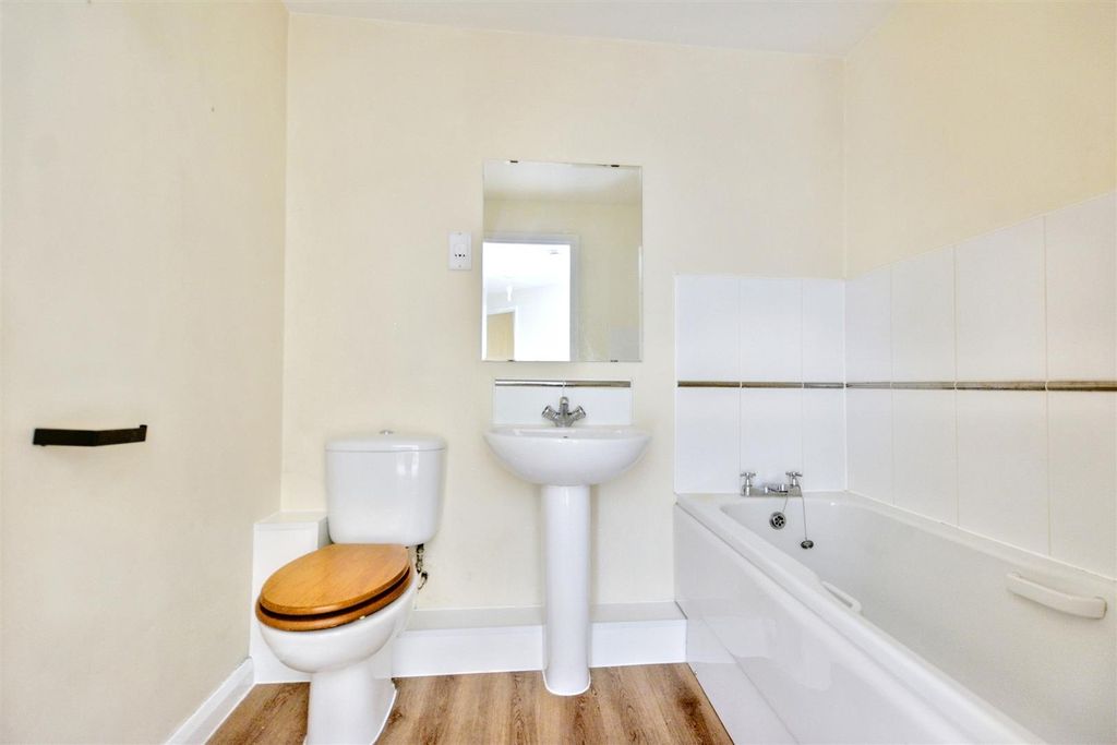 Additional image 17 of 2 bed flat for saleCowslip Meadow, Draycott DE72