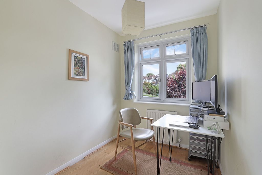 Additional image 19 of 4 bed semi-detached house for saleDevon Close, Buckhurst Hill IG9