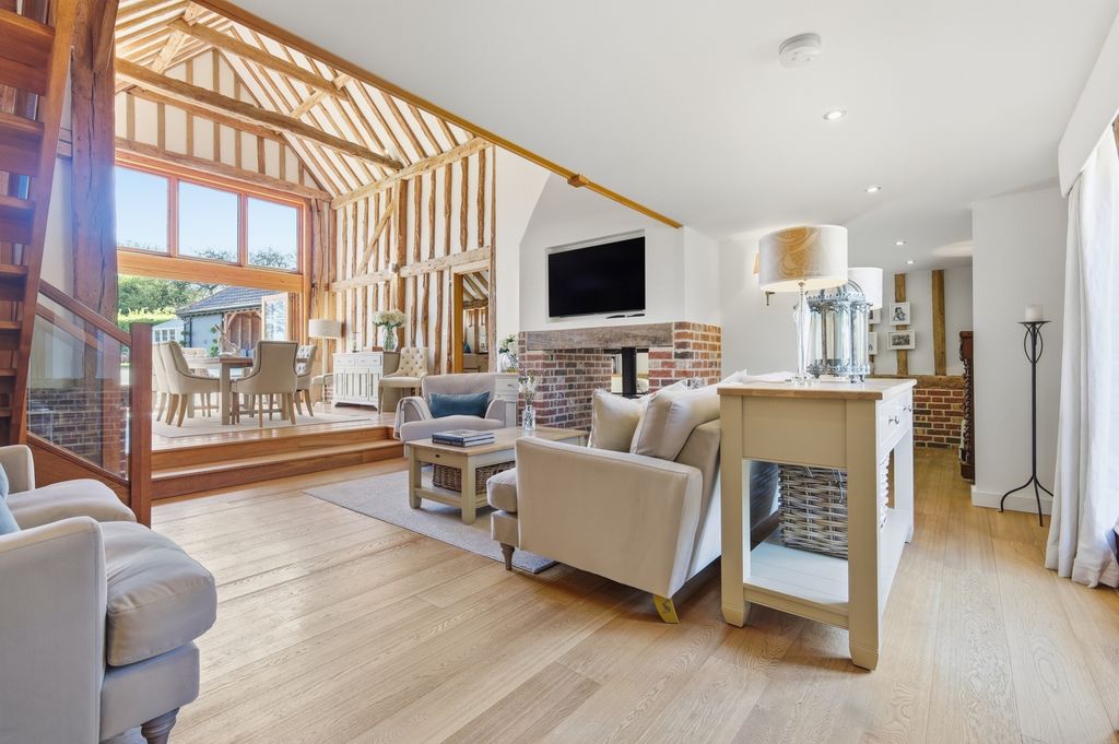 Additional image 4 of 4 bed detached house for saleCoxes Farm Road, Billericay CM11