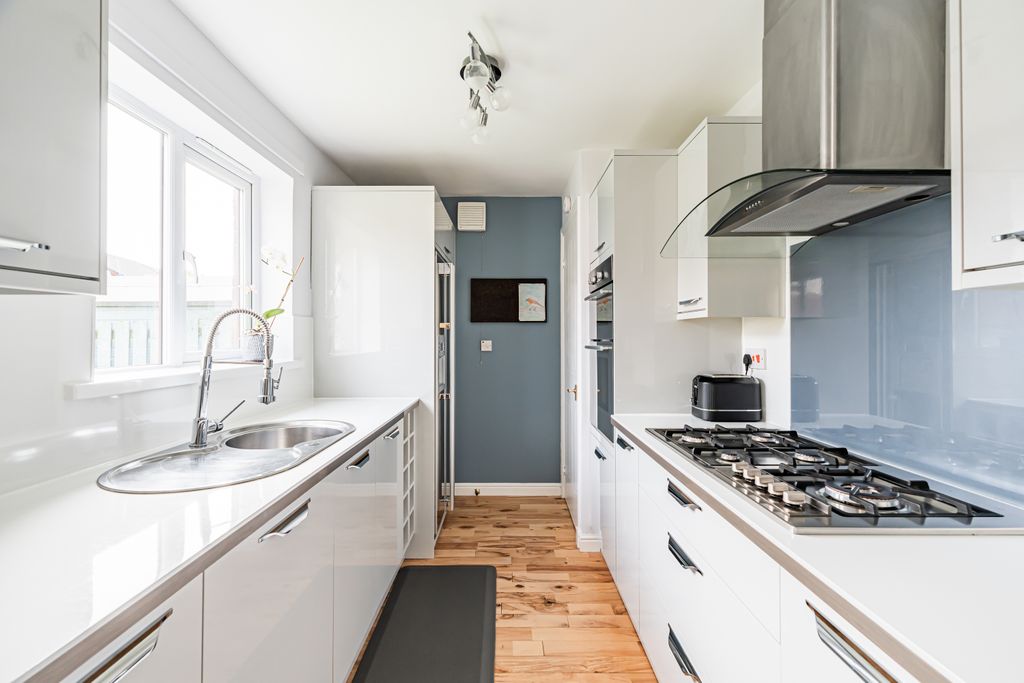 Additional image 4 of 4 bed villa for sale259 Guardwell Crescent, Edinburgh EH17