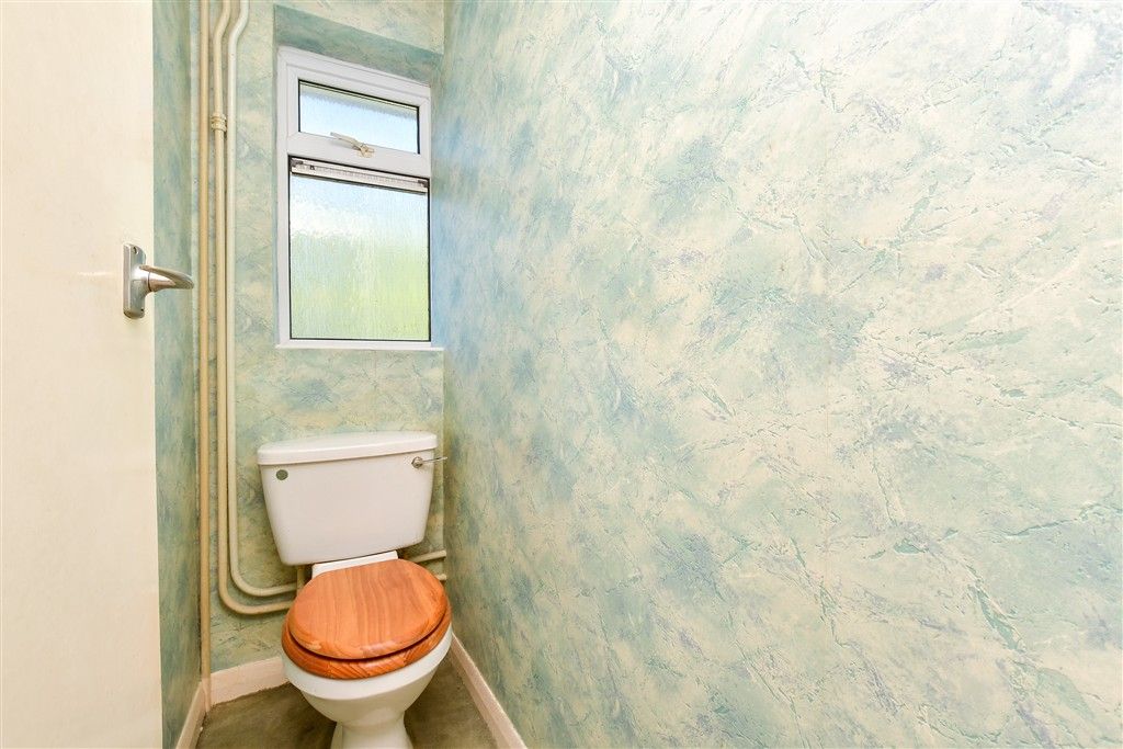 Additional image 10 of 2 bed maisonette for saleRidge Close, Strood Green, Betchworth, Surrey RH3
