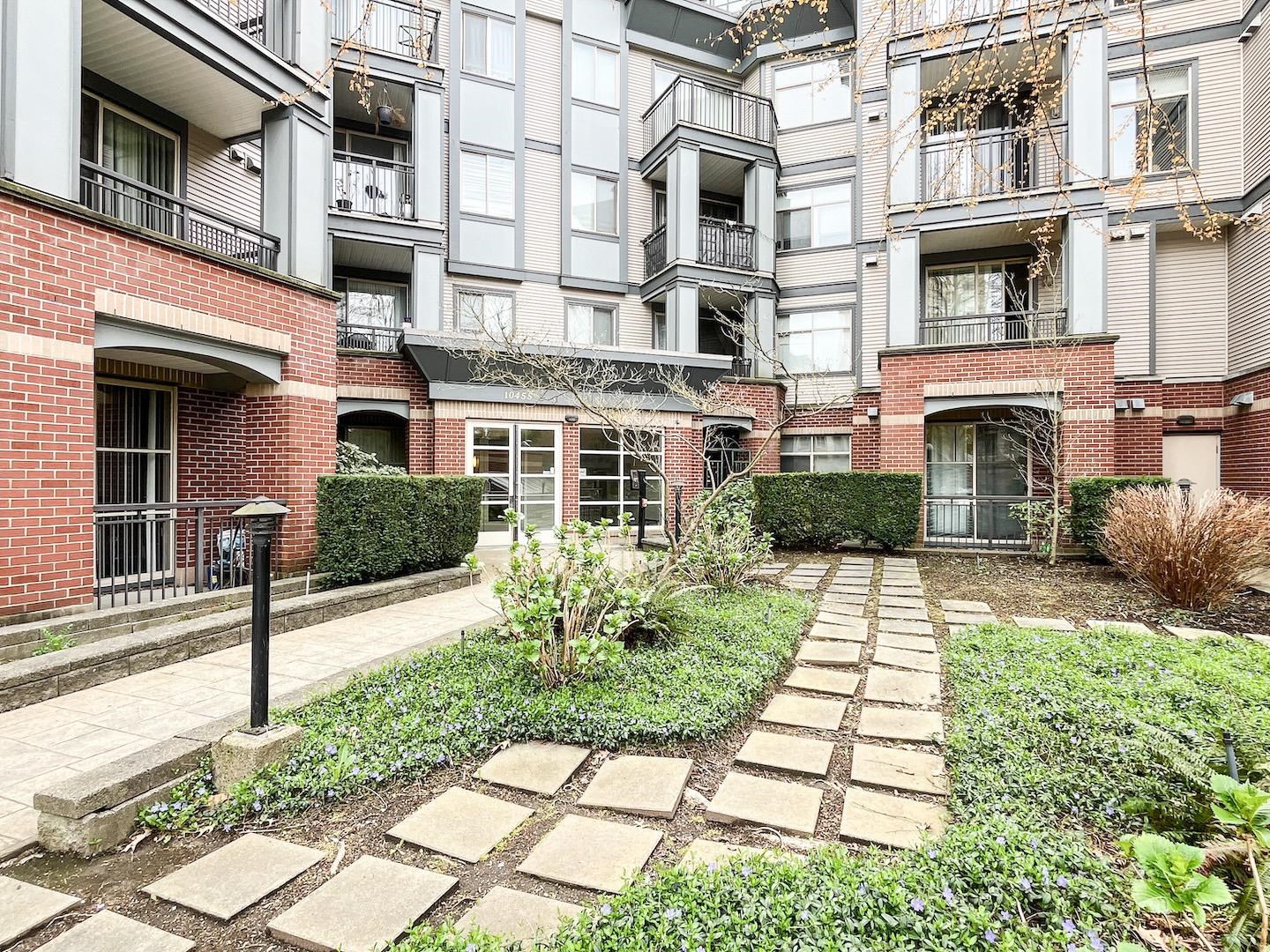 Additional image 5 of 208-10455 University Drive, Surrey, BC, V3T 0A5