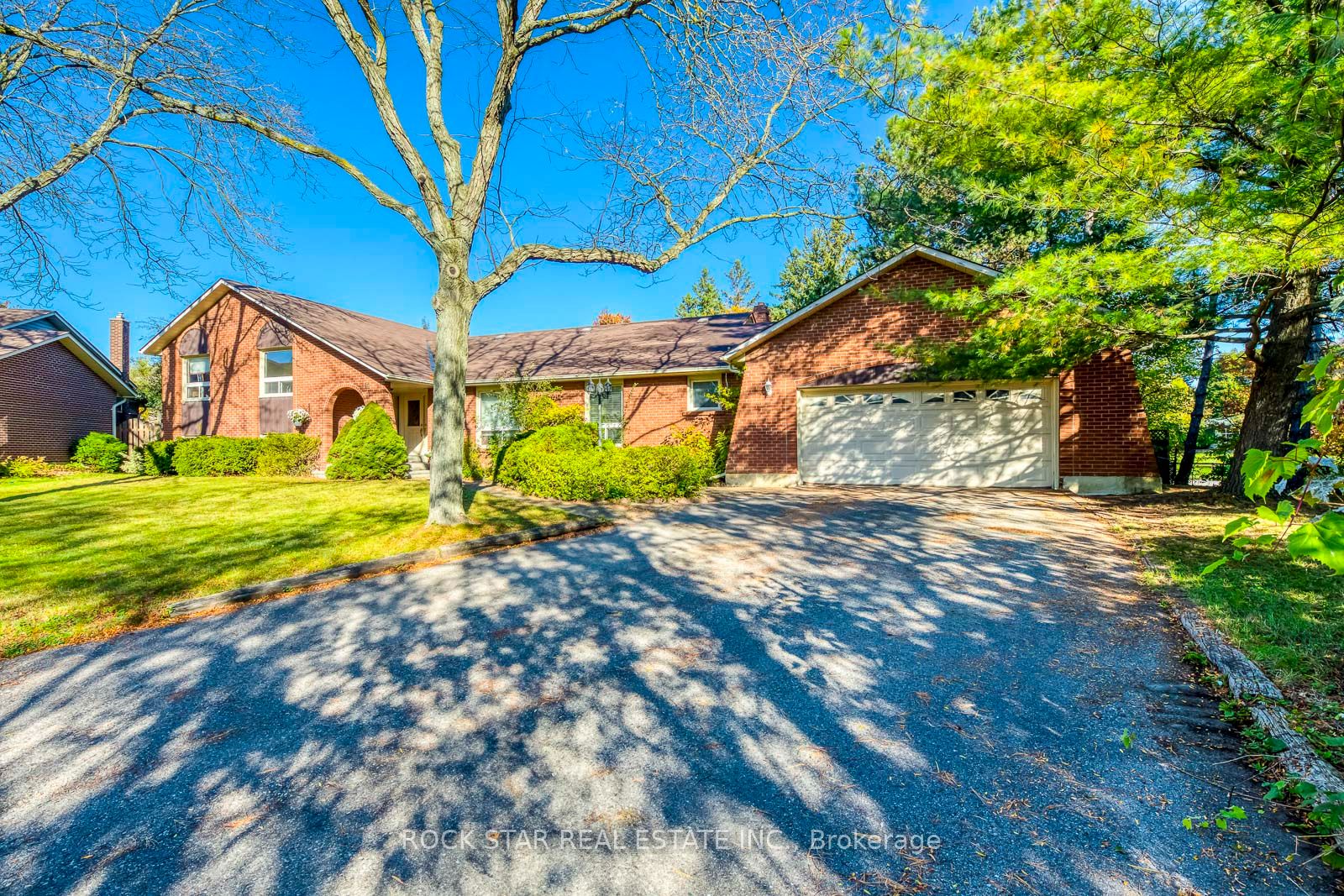 14 Cairnmore Court, Brampton, ON, L6Z 1T6