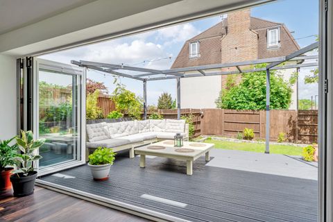 Waters Road, Catford, London SE6