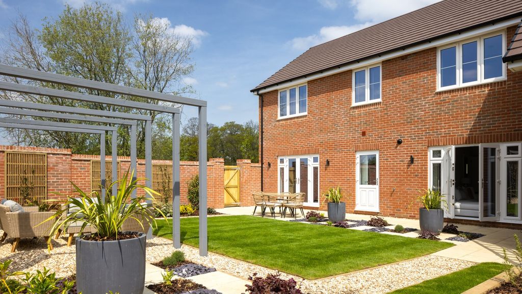 Additional image 19 of 4 bed detached house for sale"Walnut" at Worting Park Avenue, Off Worting Road, Basingstoke RG23