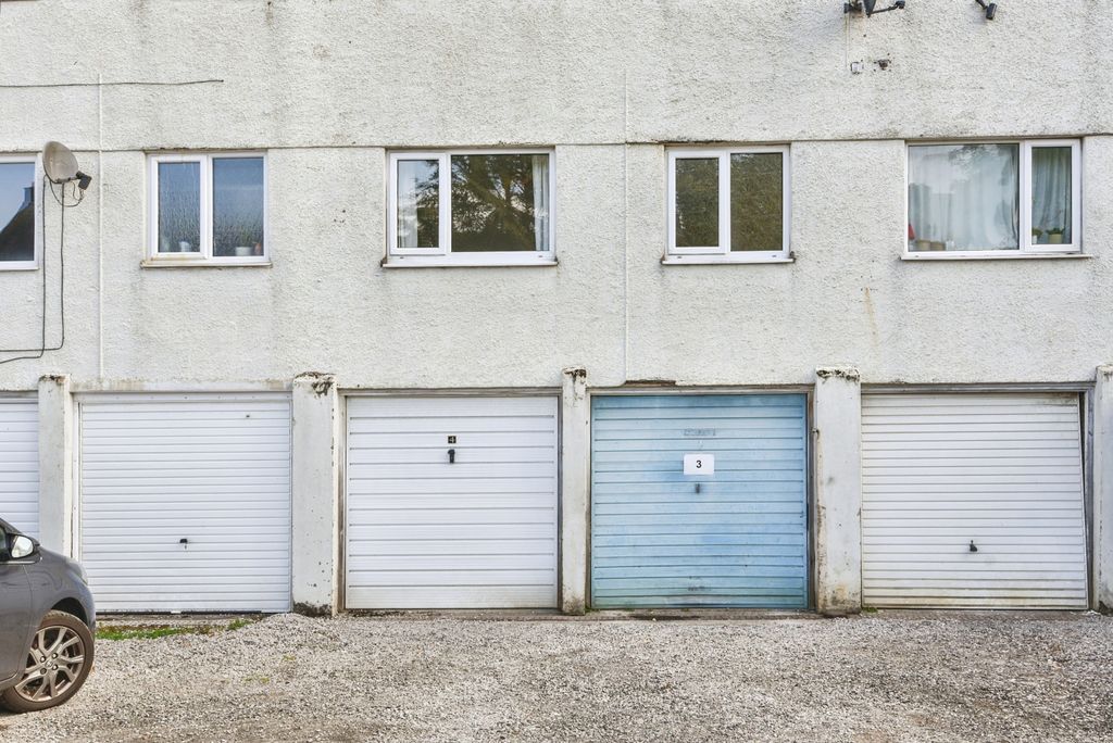 Additional image 4 of 1 bed flat for saleOak Street, Windermere LA23