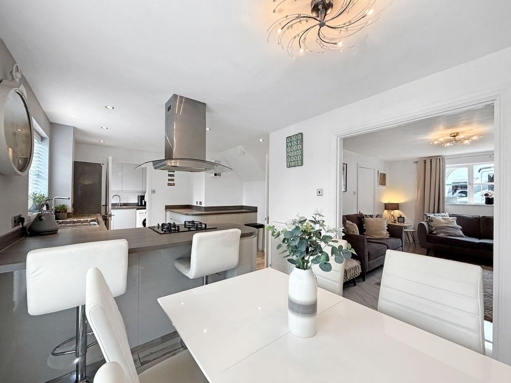 Additional image 9 of 5 bed detached house for saleDowney Grove, Penpedairheol CF82