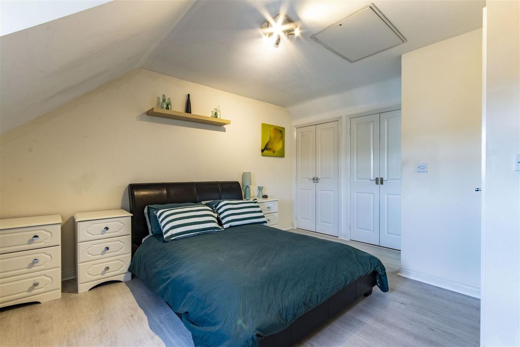 Additional image 6 of 4 bed town house for saleRegent Gardens, Canal Wharf, Chesterfield S41