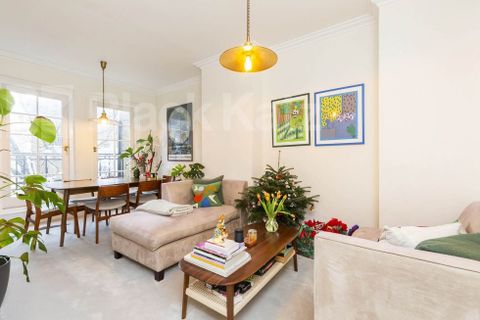 Parkway, Regents Park NW1
