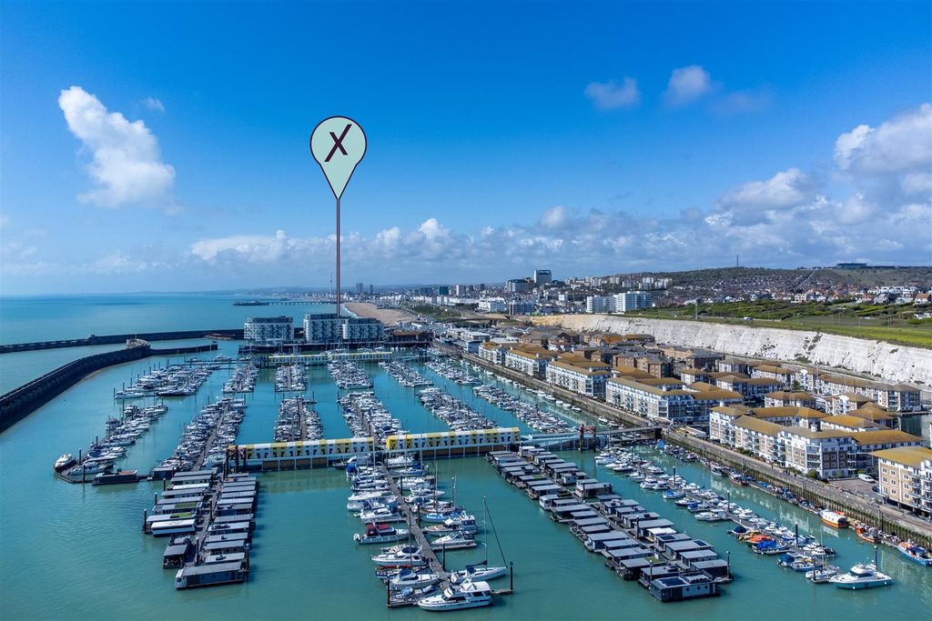 Additional image 15 of 4 bed flat for saleThe Boardwalk, Brighton Marina Village, Brighton BN2