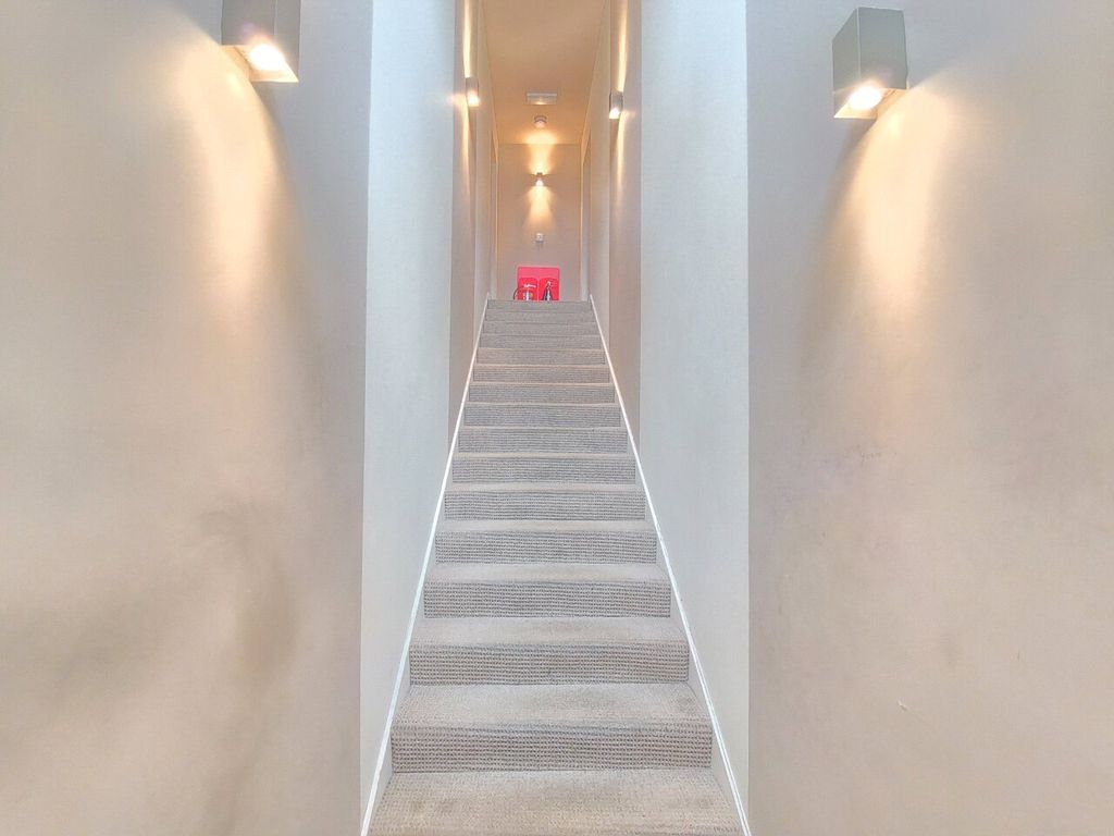 Additional image 15 of 2 bed flat for saleRavenswood Gardens, Stonydelph Lane, Wilnecote, Tamworth B77