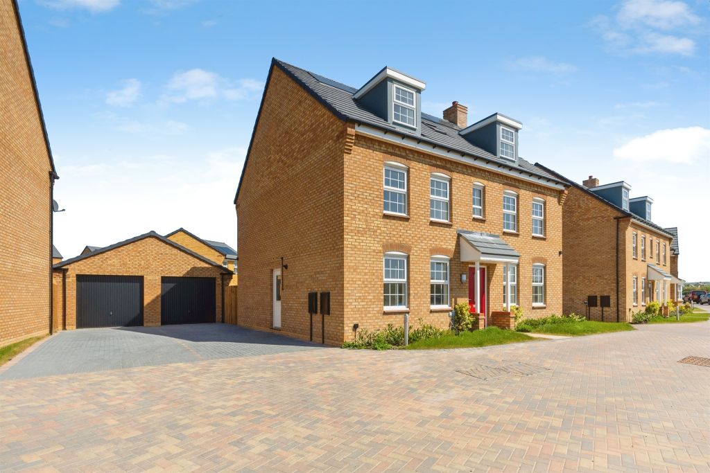 Additional image 2 of 5 bed detached house for saleBluebell Road, Wixams, Bedford MK42