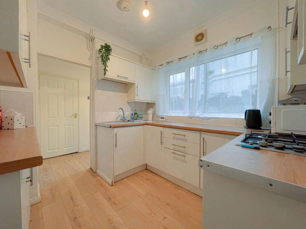 Additional image 2 of 3 bed terraced house for saleTreharris Street, Cardiff CF24