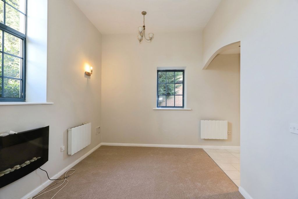 Additional image 13 of 2 bed flat for saleCastle Road, Kidderminster, Worcestershire DY11
