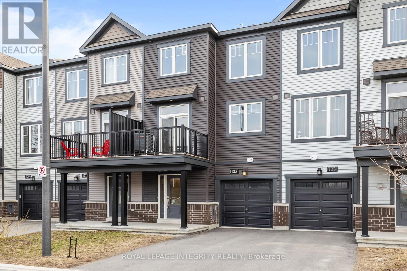 125 ATTWELL PRIVATE