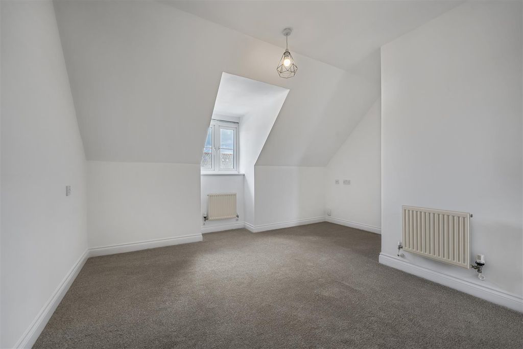 Additional image 13 of 3 bed town house for saleHeol Dewi Sant, Cardiff CF14