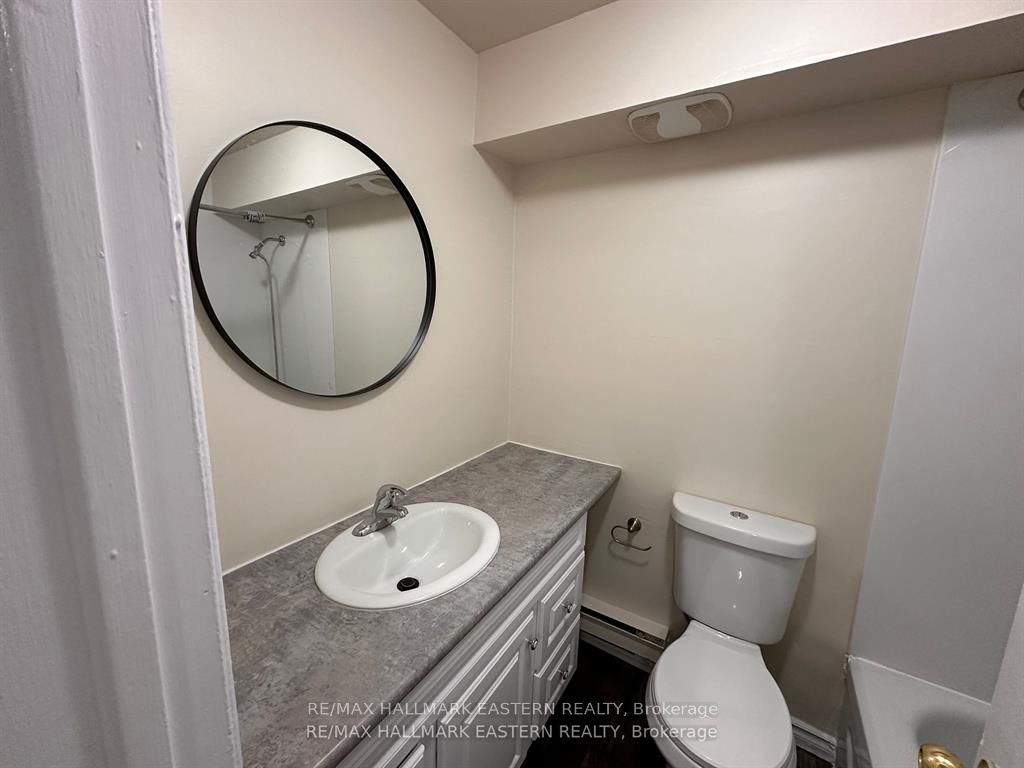 Additional image 3 of 204-106 Lansdowne Street, Peterborough, ON, K9J 1Y1
