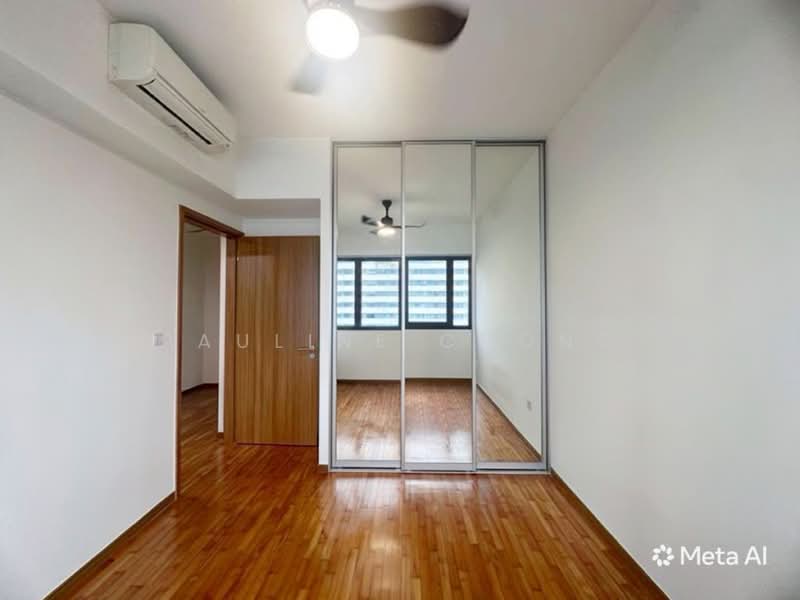 73 Punggol Central photo 3