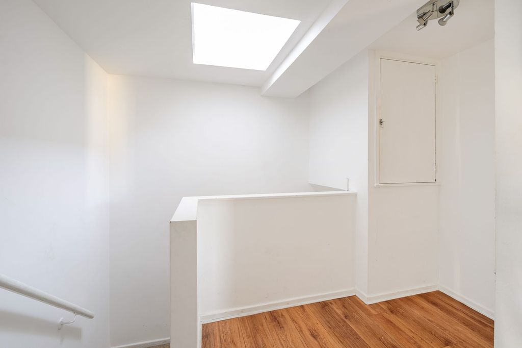 Additional image 4 of 3 bed flat for saleDuke Street, Bath BA2