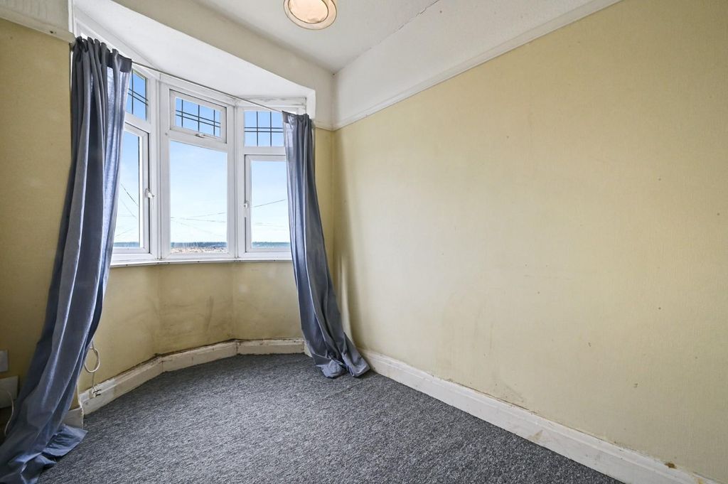 Additional image 7 of 3 bed semi-detached house for saleFairfields Crescent, London NW9