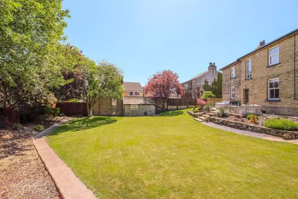 Additional image 24 of 4 bed detached house for saleThe Mount, Lightcliffe Road, Brighouse HD6