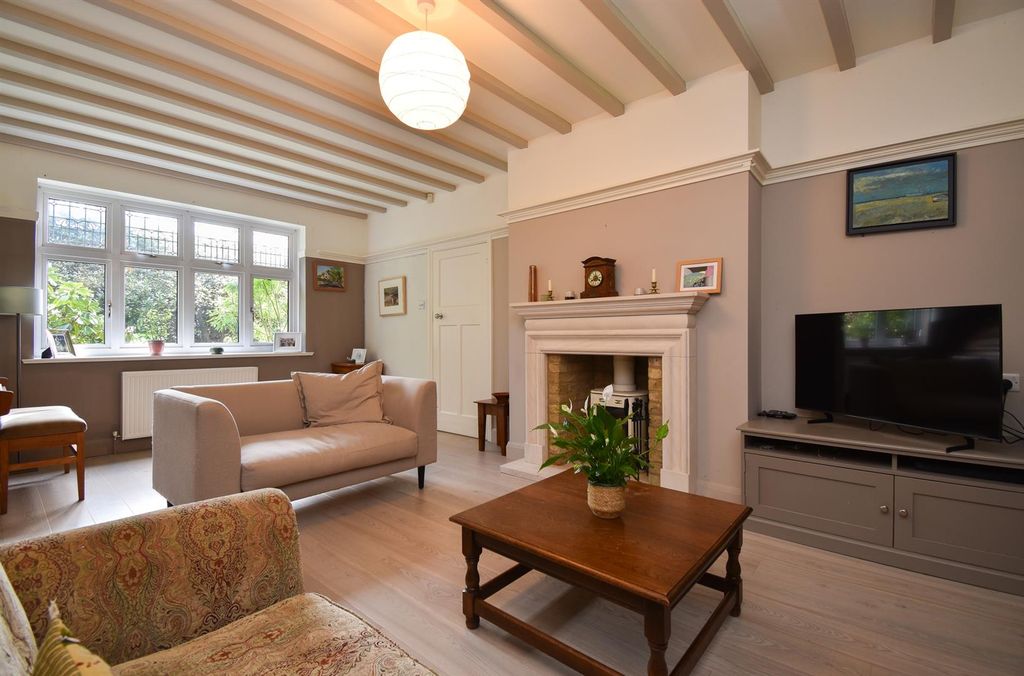Additional image 7 of 6 bed detached house for saleSutherland Avenue, Bexhill-On-Sea TN39