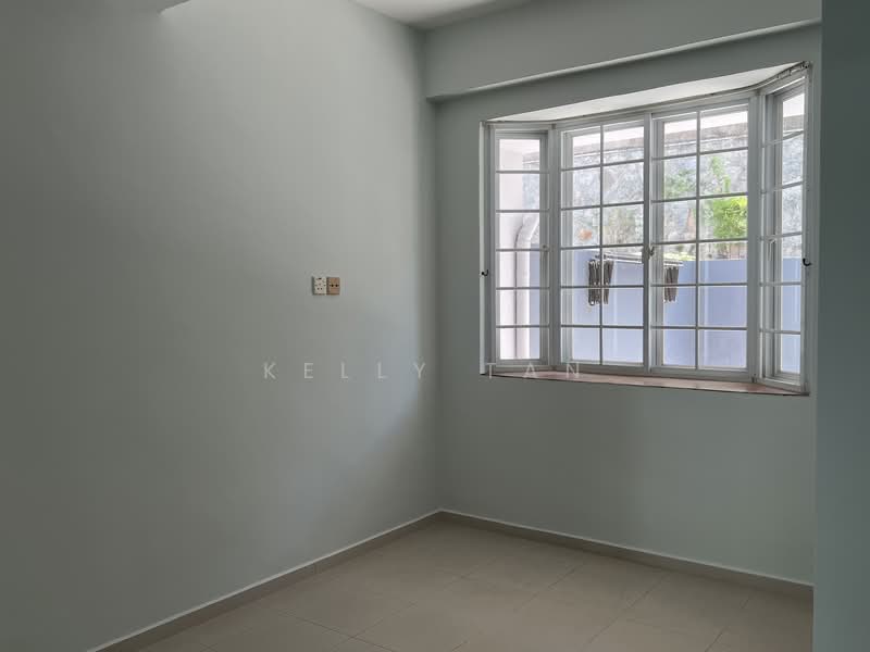 Additional image 3 of Terrace house within mins walk to MRT