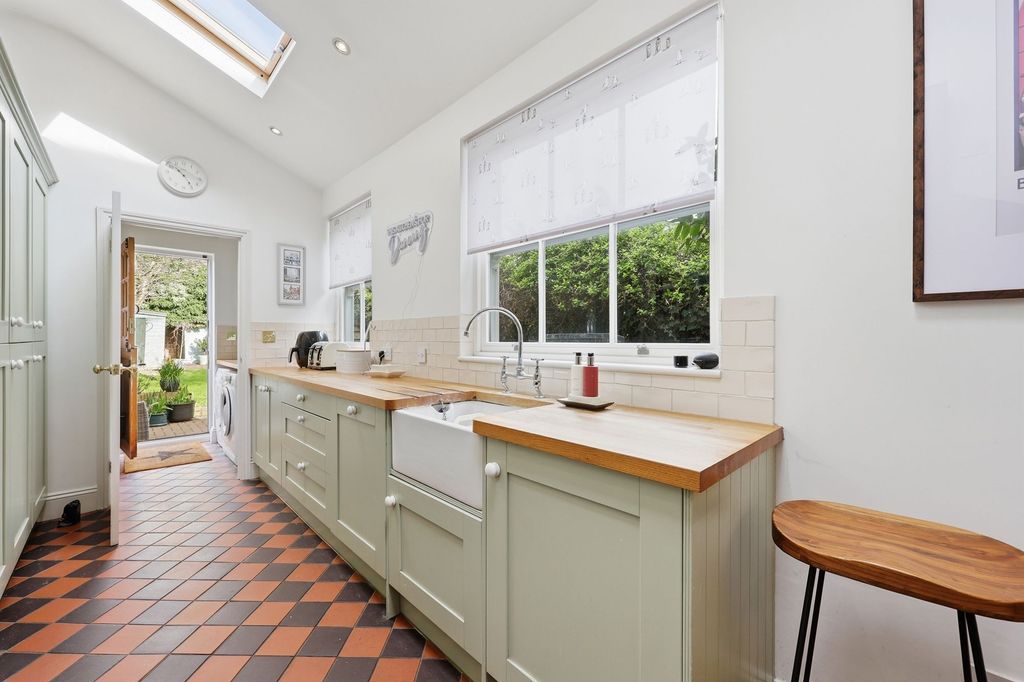Additional image 7 of 3 bed property for saleSaffron Road, Biggleswade SG18