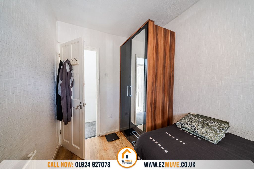 Additional image 21 of 3 bed semi-detached house for saleSpringfield Avenue, Batley WF17