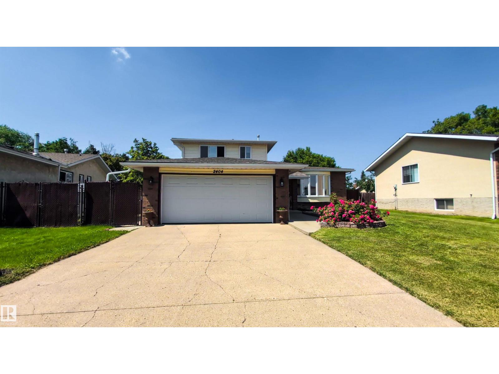Additional image 3 of 2404 80 Street NW, Edmonton, AB, T6K3P6