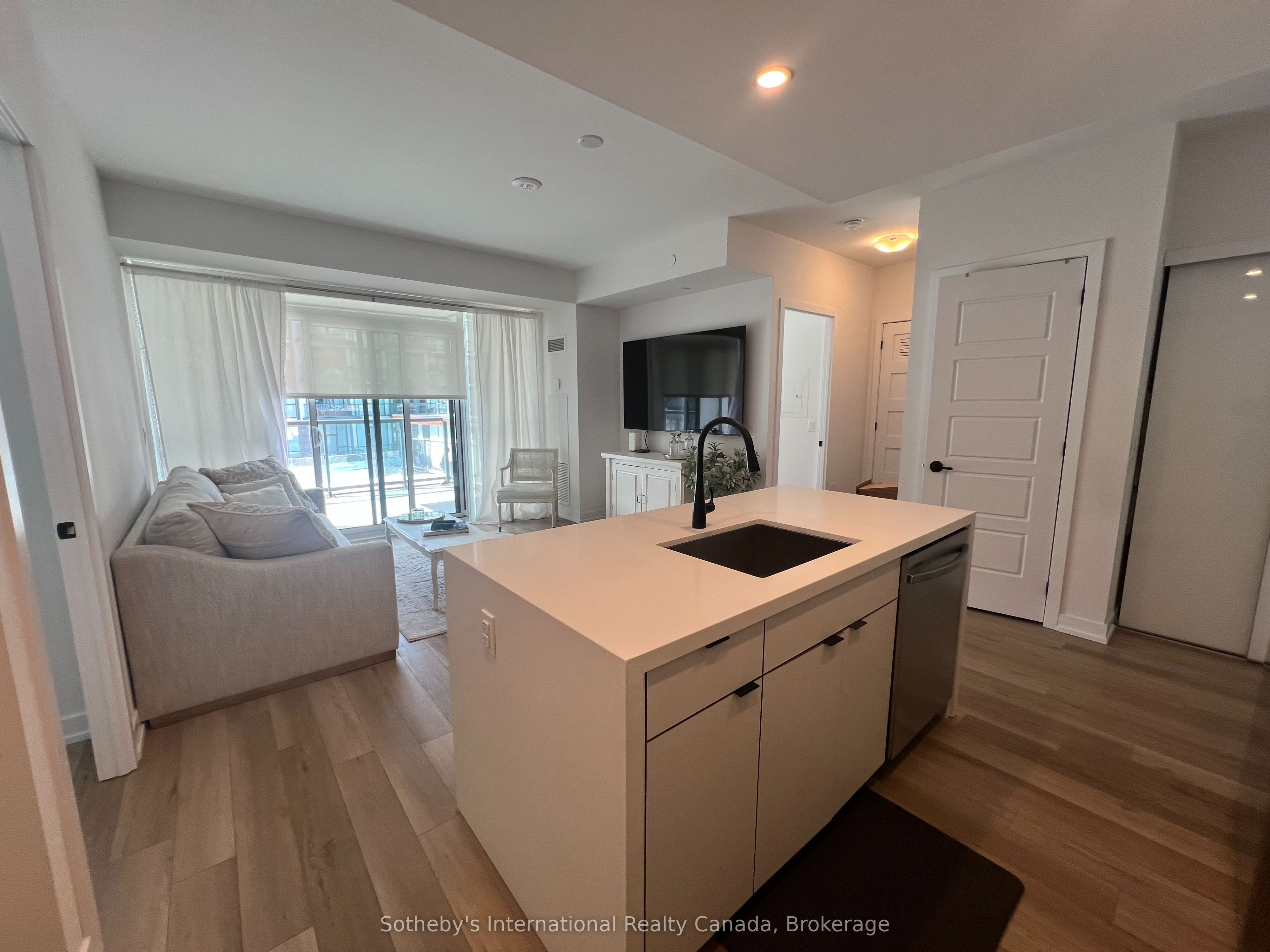 Additional image 3 of 223-415 Sea Ray Avenue, Innisfil, ON, L9S 0R5