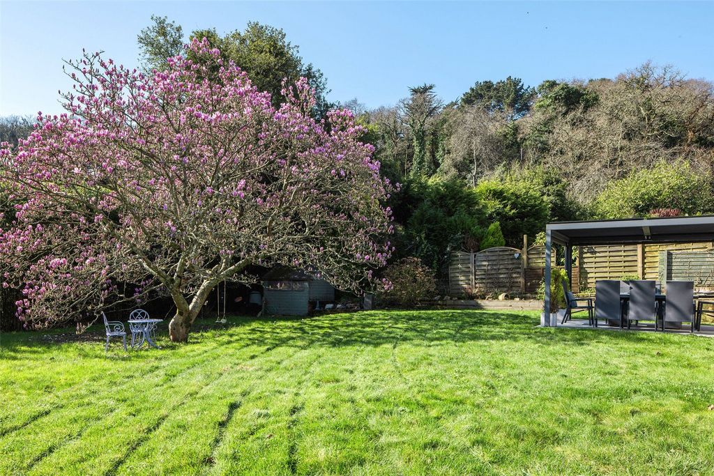 Additional image 16 of 4 bed detached house for saleLe Chemin Des Pietons, Le Mont Les Vaux, St. Brelade, Jersey JE3